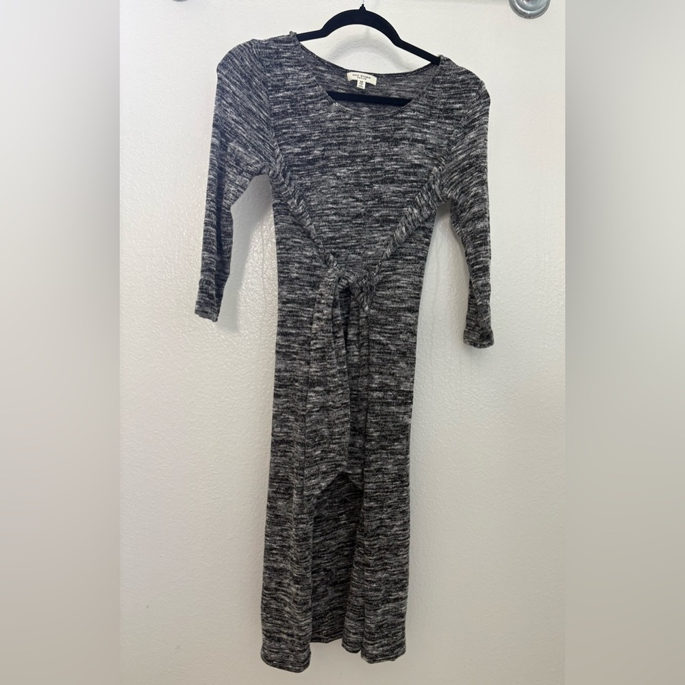Max Studio Black & Gray Marled Tie-Waist Long-Sleeve Maxi Dress